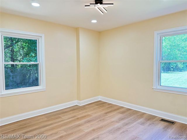 19135 Eastwood Drive, Harper Woods, MI 48225