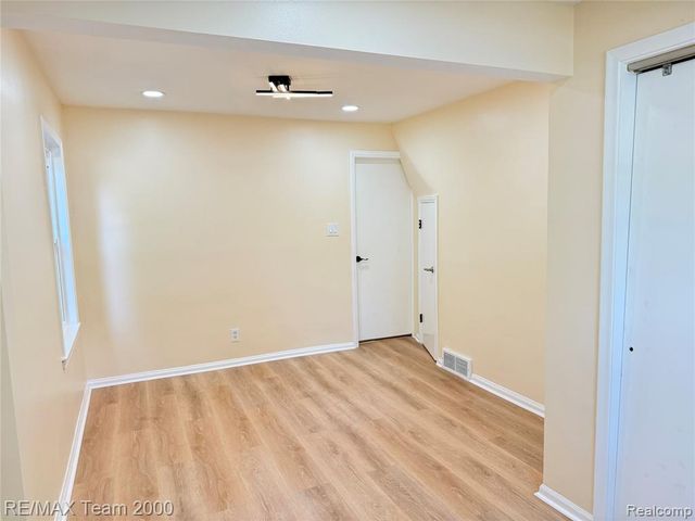 19135 Eastwood Drive, Harper Woods, MI 48225