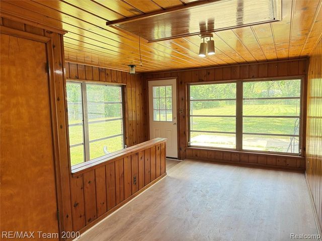 19135 Eastwood Drive, Harper Woods, MI 48225