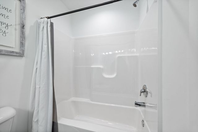 1240 Gillespie Lane, Yorkville, IL 60560