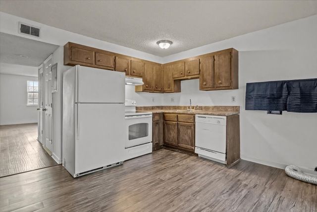 709 Eric Dr, Nashville, TN 37207