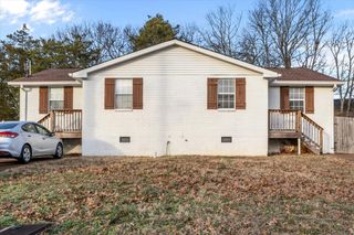 709 Eric Dr, Nashville, TN 37207