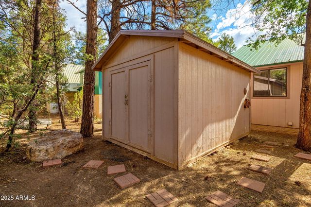 2882 VERDE Road, Overgaard, AZ 85933