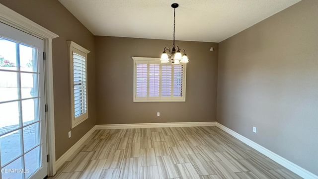 14193 HONEY POINT Drive, El Paso, TX 79938