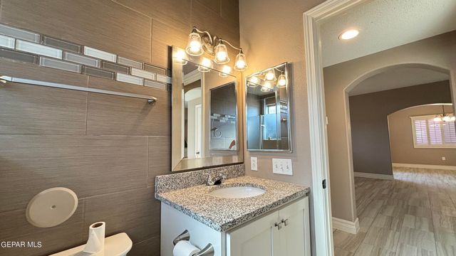 14193 HONEY POINT Drive, El Paso, TX 79938