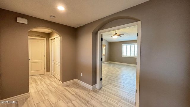 14193 HONEY POINT Drive, El Paso, TX 79938