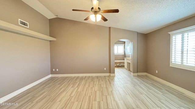 14193 HONEY POINT Drive, El Paso, TX 79938