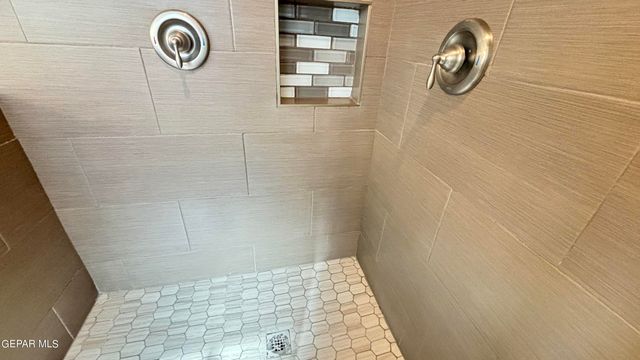 14193 HONEY POINT Drive, El Paso, TX 79938