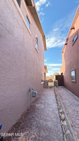14193 HONEY POINT Drive, El Paso, TX 79938