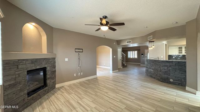 14193 HONEY POINT Drive, El Paso, TX 79938