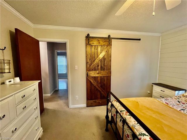 5236 Hicone Road, Mcleansville, NC 27301