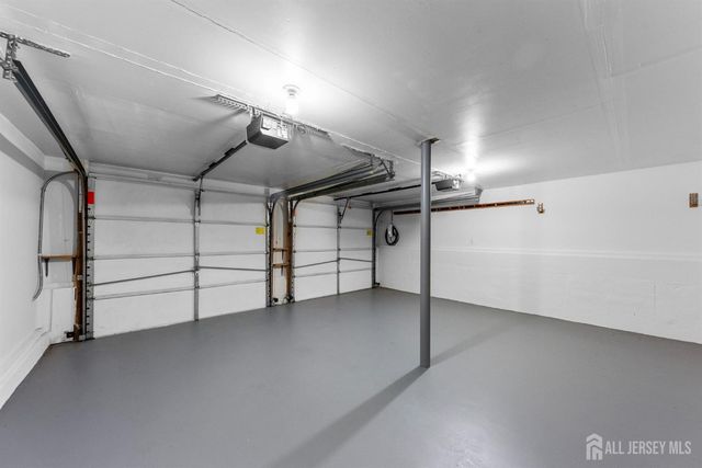 124 Kingsland Circle, South Brunswick, NJ 08852