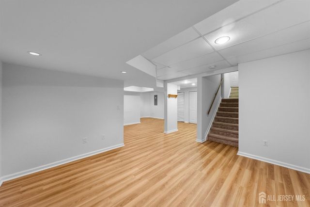 124 Kingsland Circle, South Brunswick, NJ 08852