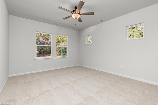 702 Argyll ST, Chesapeake, VA 23320