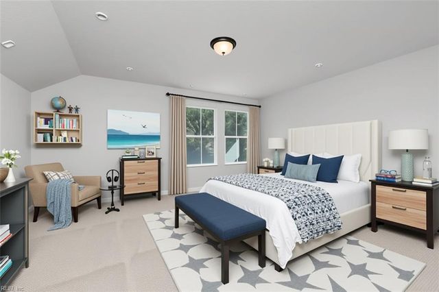 702 Argyll ST, Chesapeake, VA 23320