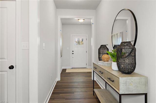 702 Argyll ST, Chesapeake, VA 23320