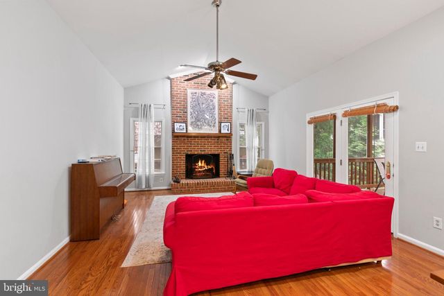 46450 SAFFRON CT, Sterling, VA 20165