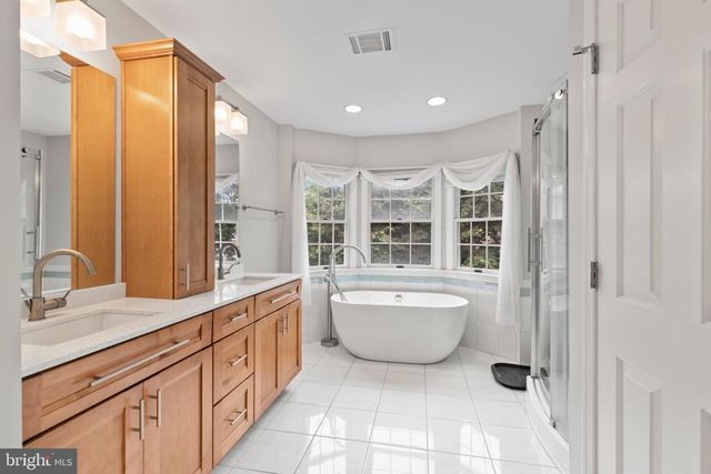 46450 SAFFRON CT, Sterling, VA 20165