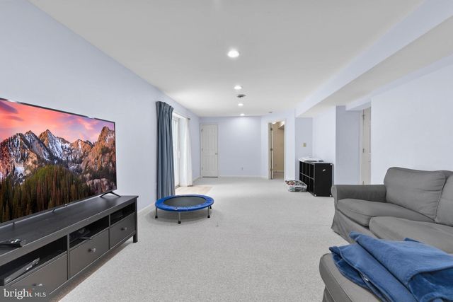 46450 SAFFRON CT, Sterling, VA 20165