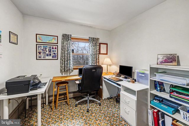 23 E WILLOW TERRACE DR, Mechanicsburg, PA 17050