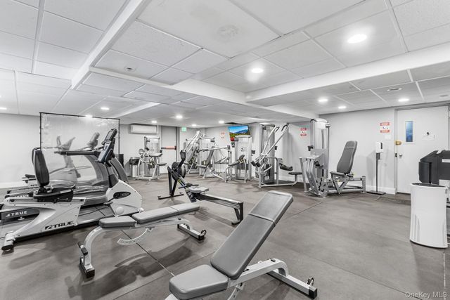 200 Atlantic Avenue 417, Lynbrook, NY 11563