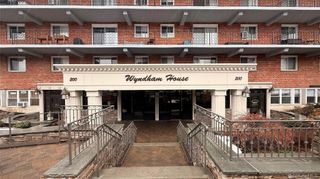 200 Atlantic Avenue 417, Lynbrook, NY 11563