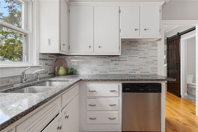 785 Main Avenue, Warwick, RI 02886