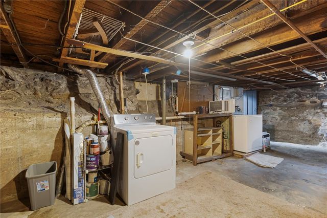 785 Main Avenue, Warwick, RI 02886