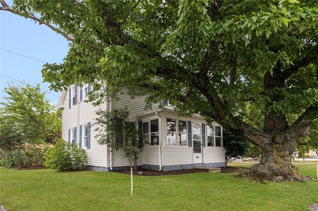 785 Main Avenue, Warwick, RI 02886