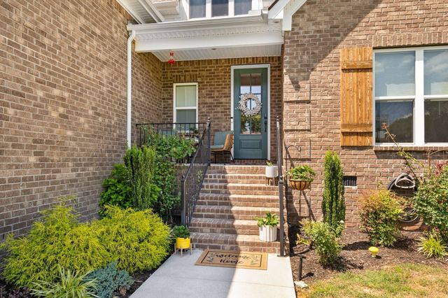 11769 Milton St, Milton, TN 37118