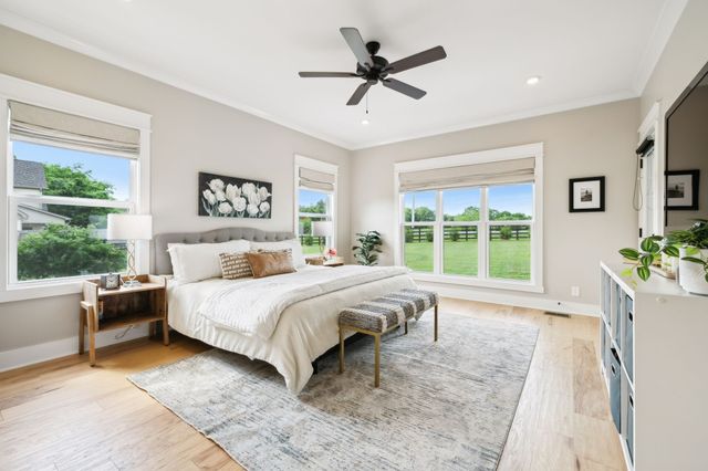 11769 Milton St, Milton, TN 37118