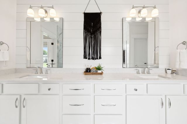 11769 Milton St, Milton, TN 37118