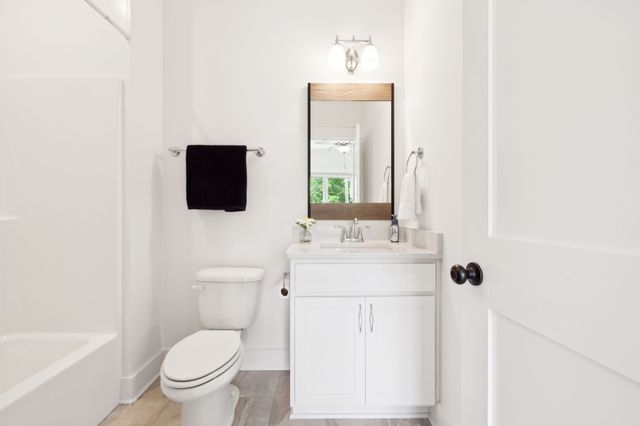 11769 Milton St, Milton, TN 37118