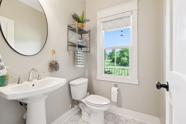 11769 Milton St, Milton, TN 37118