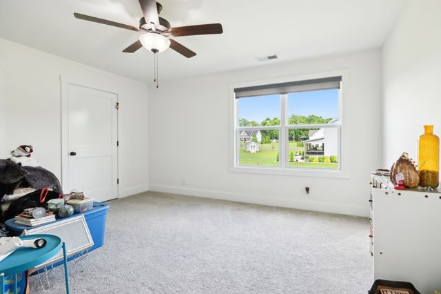 11769 Milton St, Milton, TN 37118