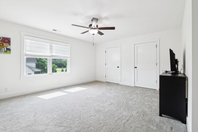 11769 Milton St, Milton, TN 37118