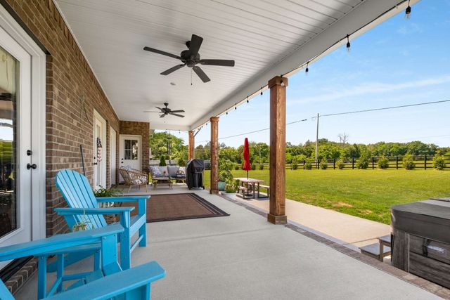 11769 Milton St, Milton, TN 37118