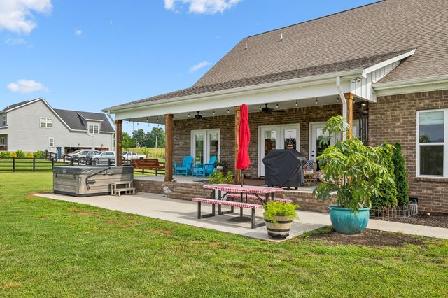 11769 Milton St, Milton, TN 37118