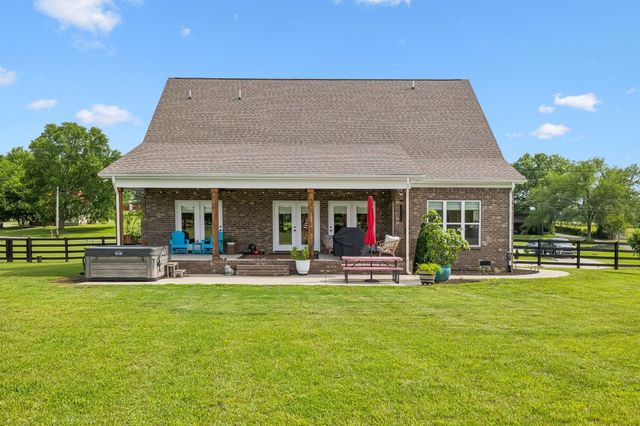 11769 Milton St, Milton, TN 37118