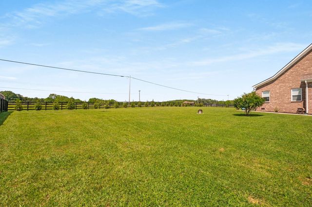 11769 Milton St, Milton, TN 37118