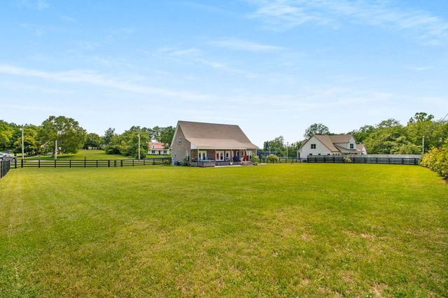 11769 Milton St, Milton, TN 37118