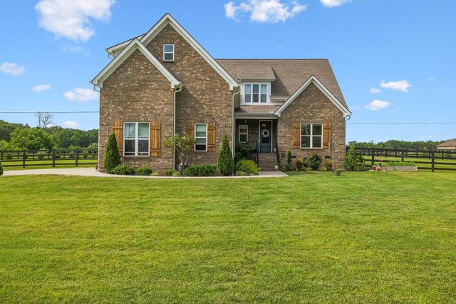 11769 Milton St, Milton, TN 37118