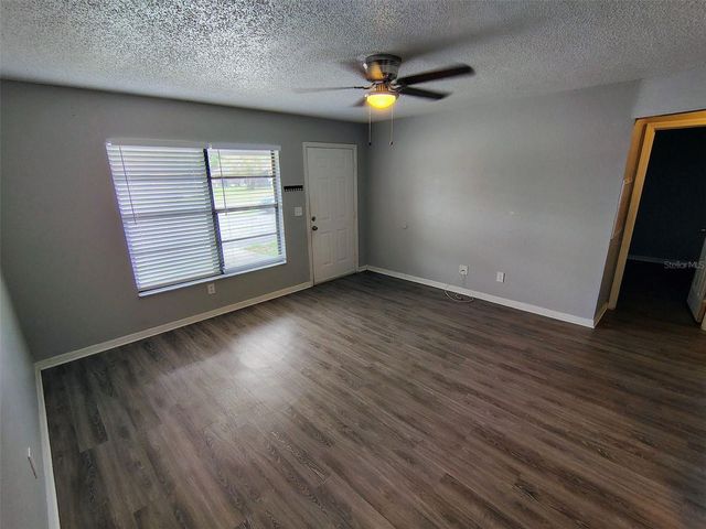 9467 LYNN LANE B, Seminole, FL 33777