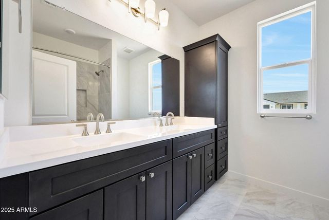 17030 W Whispering Rock Trail, Surprise, AZ 85387