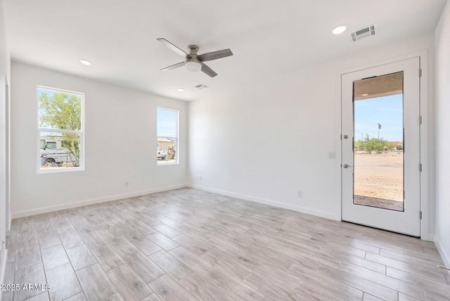 17030 W Whispering Rock Trail, Surprise, AZ 85387