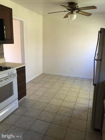 1036 WAGONER DR, Wilmington, DE 19805