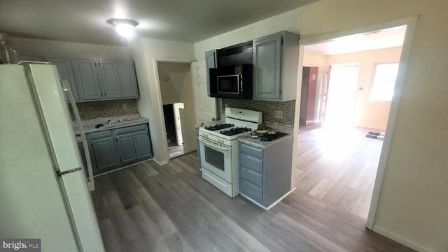 1036 WAGONER DR, Wilmington, DE 19805