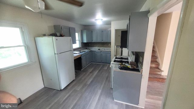1036 WAGONER DR, Wilmington, DE 19805