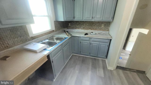 1036 WAGONER DR, Wilmington, DE 19805