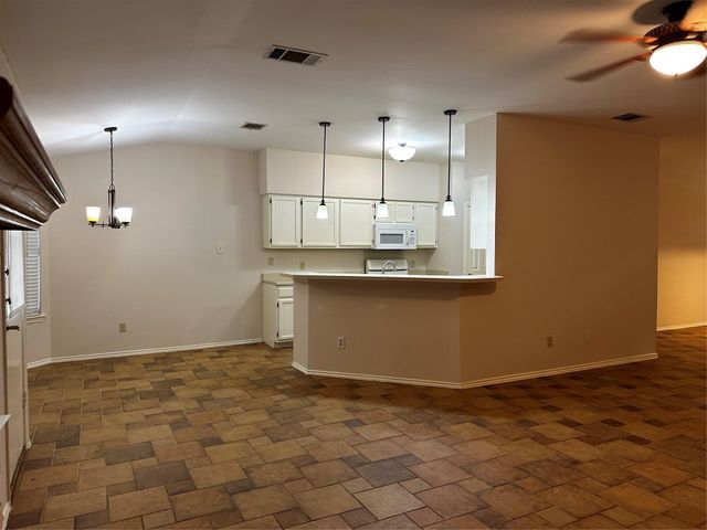 8007 Bounty TRL, Austin, TX 78749